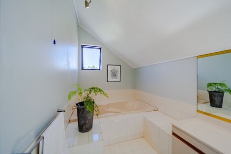 Photo of property in 173 Porangahau Road, Waipukurau, 4200