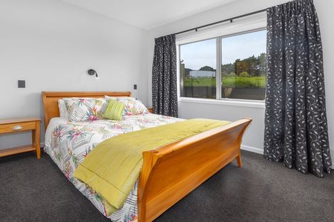 Photo of property in 48 Serenity Lane, Koputaroa, Levin, 5571