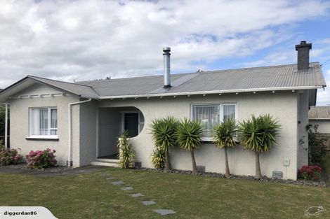 Photo of property in 2 Moana Street, Whanganui East, Whanganui, 4500