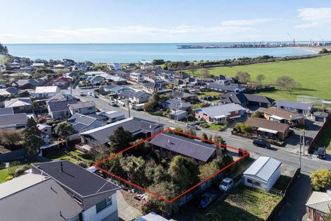 Photo of property in 18 Pringle Street, Waimataitai, Timaru, 7910