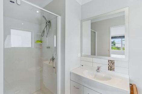 Photo of property in 51 Garth Road, Levin, 5571