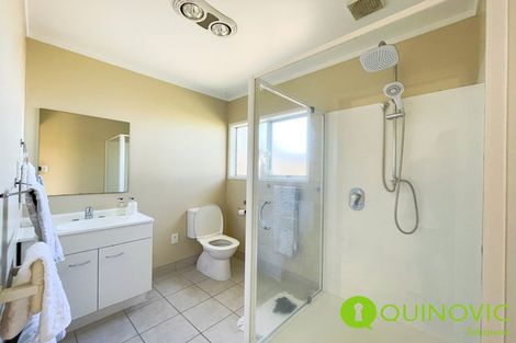 Photo of property in 1/25 Edgware Road, West Harbour, Auckland, 0618