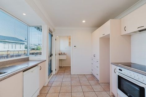 Photo of property in 14 Fiona Place, Dinsdale, Hamilton, 3204