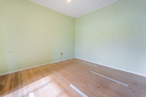 Photo of property in 9 Queen Street, Albury, Cave, 7984