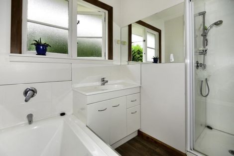 Photo of property in 15 King Street, Coalgate, 7673