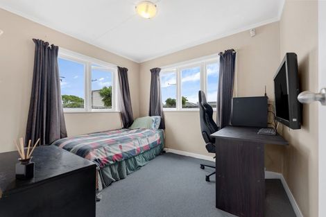 Photo of property in 29 Kelvin Road, Papakura, 2110