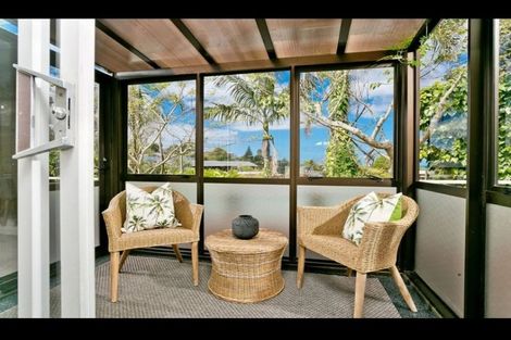 Photo of property in 13 Dunraven Place, Torbay, Auckland, 0630