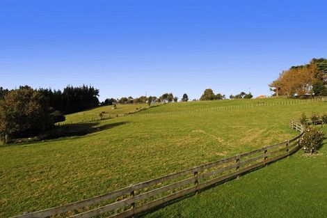 Photo of property in 1960 East Coast Road, Stillwater, Silverdale, 0993