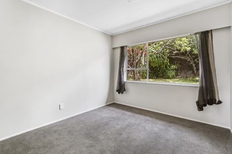 Photo of property in 1/9 Paruru Avenue, Northcote, Auckland, 0627