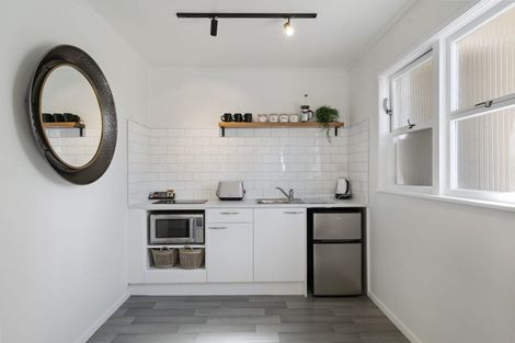 Photo of property in 213 Jervois Road, Herne Bay, Auckland, 1011