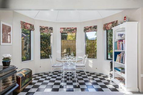 Photo of property in 23 Rawene Street, Waikanae, 5036