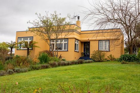 Photo of property in 47 Queen Street, Dannevirke, 4930