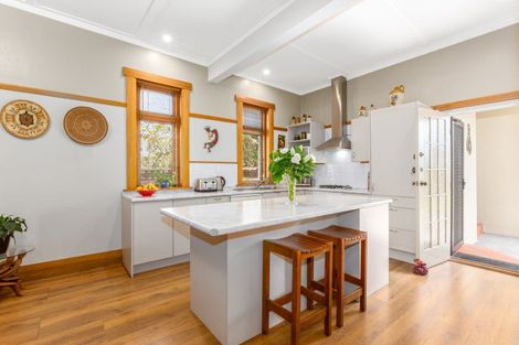 Photo of property in 77 Totara Crescent, Woburn, Lower Hutt, 5011