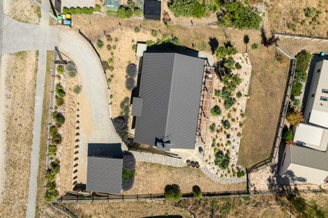 Photo of property in 32 Hall Road, Bannockburn, Cromwell, 9384