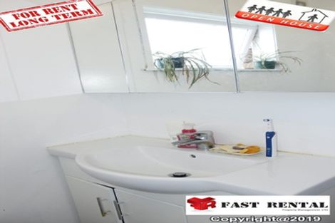 Photo of property in 1/8 Waverley Avenue, Glenfield, Auckland, 0629