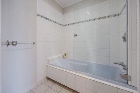 Photo of property in 168 Walter Strevens Drive, Conifer Grove, Takanini, 2112