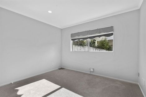 Photo of property in 45a Sycamore Drive, Sunnynook, Auckland, 0620