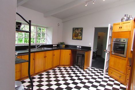 Photo of property in 35 Tremaine Avenue, Two Mile Bay, Taupo, 3330