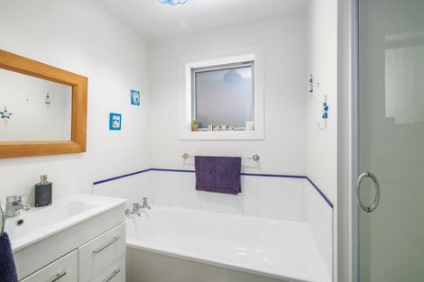 Photo of property in 105 Lowry Avenue, Redwood, Christchurch, 8051