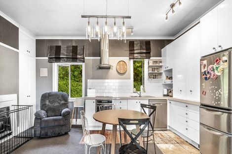 Photo of property in 17 Thomas Street, Gore, 9710