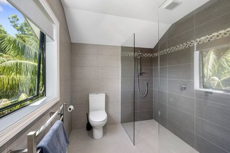 Photo of property in 12a Wainoni Heights, Greenhithe, Auckland, 0632