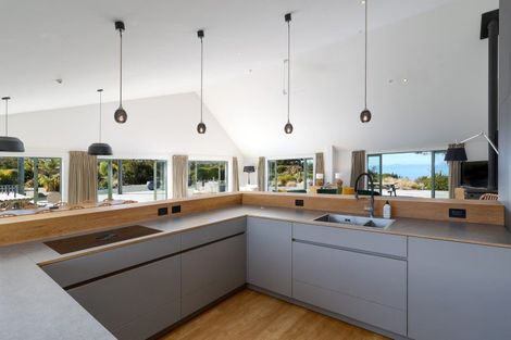 Photo of property in Splitapplelodge.com, 370 Kaiteriteri-sandy Bay Road, Kaiteriteri, Motueka, 7197