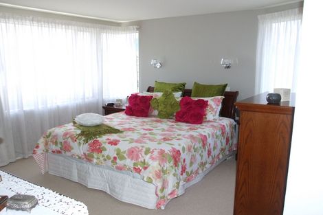 Photo of property in 2/72 Harvey Street, Waipahihi, Taupo, 3330