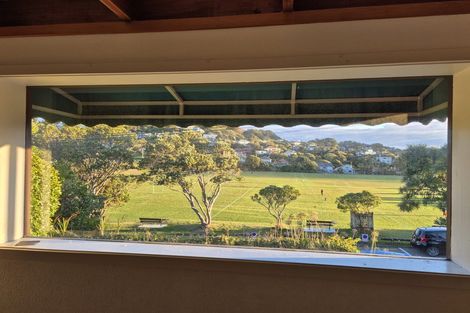 Photo of property in 39 Lucknow Terrace, Khandallah, Wellington, 6035