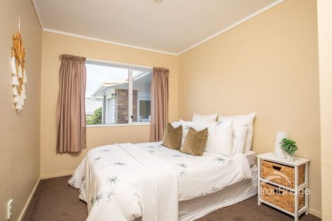 Photo of property in 2 Whitehouse Road, Titahi Bay, Porirua, 5022
