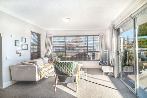 Photo of property in 7 Apsley Drive, Russley, Christchurch, 8042