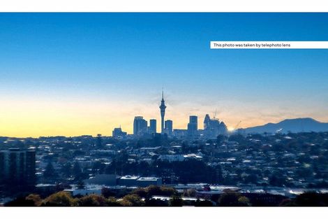 Photo of property in 241a Golf Road, Titirangi, Auckland, 0604