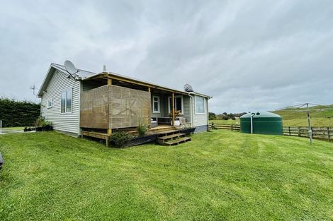 Photo of property in 136 Derham Road, Te Horo, Otaki, 5581