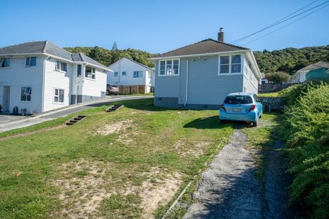 Photo of property in 35 Kotuku Street, Elsdon, Porirua, 5022