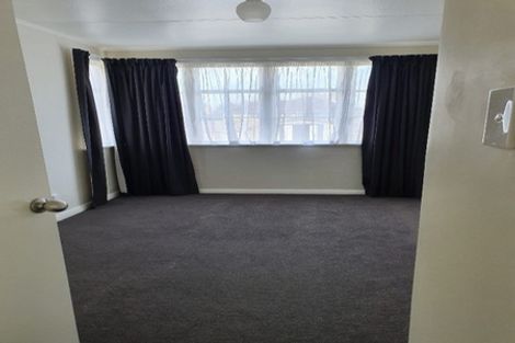 Photo of property in 31 Douglas Crescent, Fairfield, Hamilton, 3214