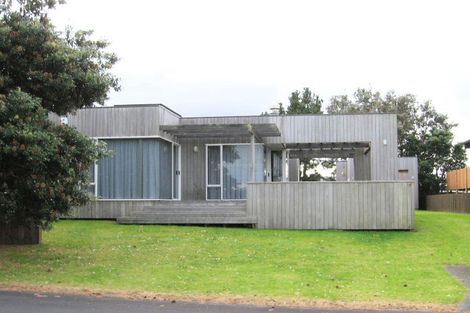 Photo of property in 15 Blue Bell Parade, Omaha, 0986