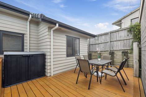 Photo of property in 72 Totara Meadows Court, Wiri, Auckland, 2104