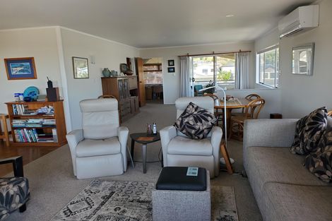 Photo of property in 10 Wallnutt Avenue, Waihi Beach, 3611