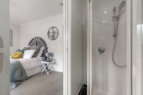 Photo of property in 13 Yelash Road, Massey, Auckland, 0614