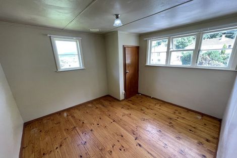 Photo of property in 12 Greer Crescent, Tawa, Wellington, 5028