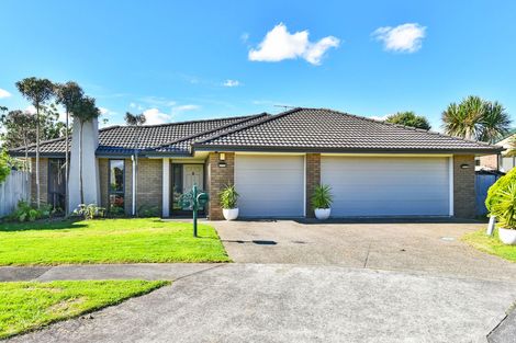 Photo of property in 11 Castlehill Court, Wattle Downs, Auckland, 2103