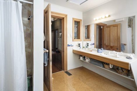 Photo of property in 46 Central Terrace, Kelburn, Wellington, 6012