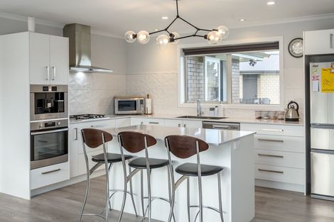 Photo of property in 4 Mckerrow Place, Featherston, 5710