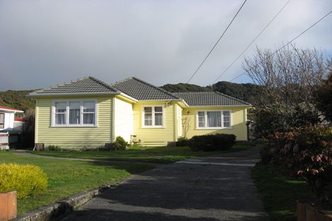 Photo of property in 75 Wainuiomata Road, Wainuiomata, Lower Hutt, 5014