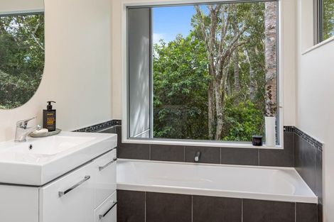 Photo of property in 15 Albany Heights Road, Dairy Flat, Albany, 0792