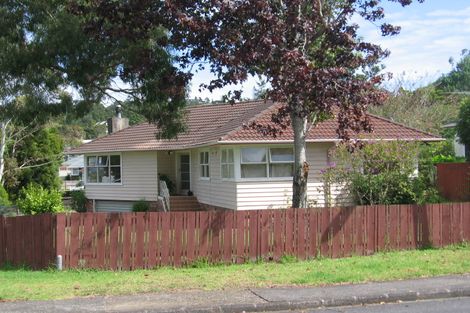 Photo of property in 1 Ragley Street, Titirangi, Auckland, 0604