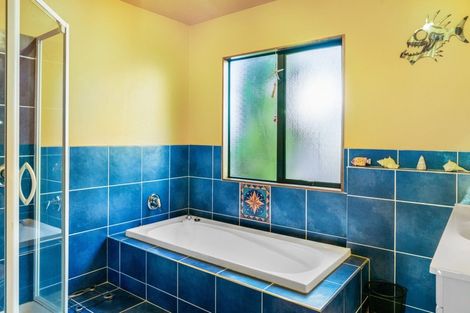 Photo of property in 14 Coral Court, Gulf Harbour, Whangaparaoa, 0930