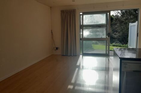 Photo of property in 48 Sherrybrooke Place, Sunnyvale, Auckland, 0612