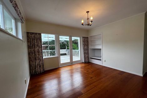 Photo of property in 34 Grenada Avenue, Forrest Hill, Auckland, 0620