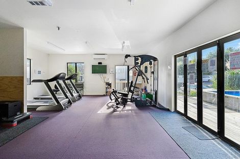 Photo of property in 1/206 Manuka Road, Bayview, Auckland, 0629