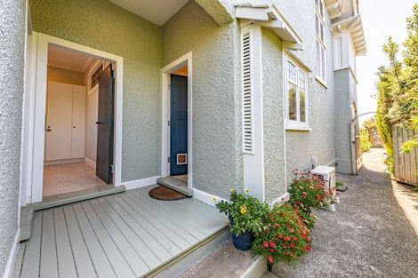 Photo of property in 299 Saint Hill Street, Whanganui, 4500